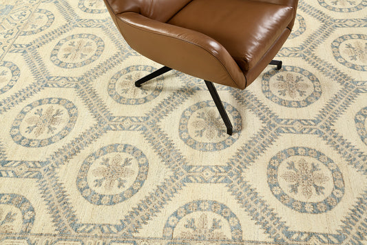 Vintage Style Arts and Crafts Rug