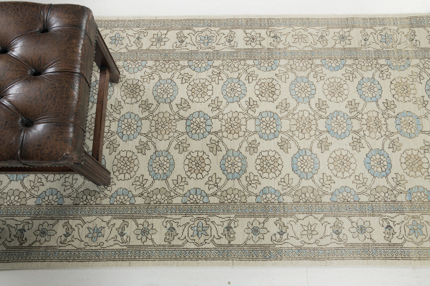 Vintage Style Varamin Design Rug D5169