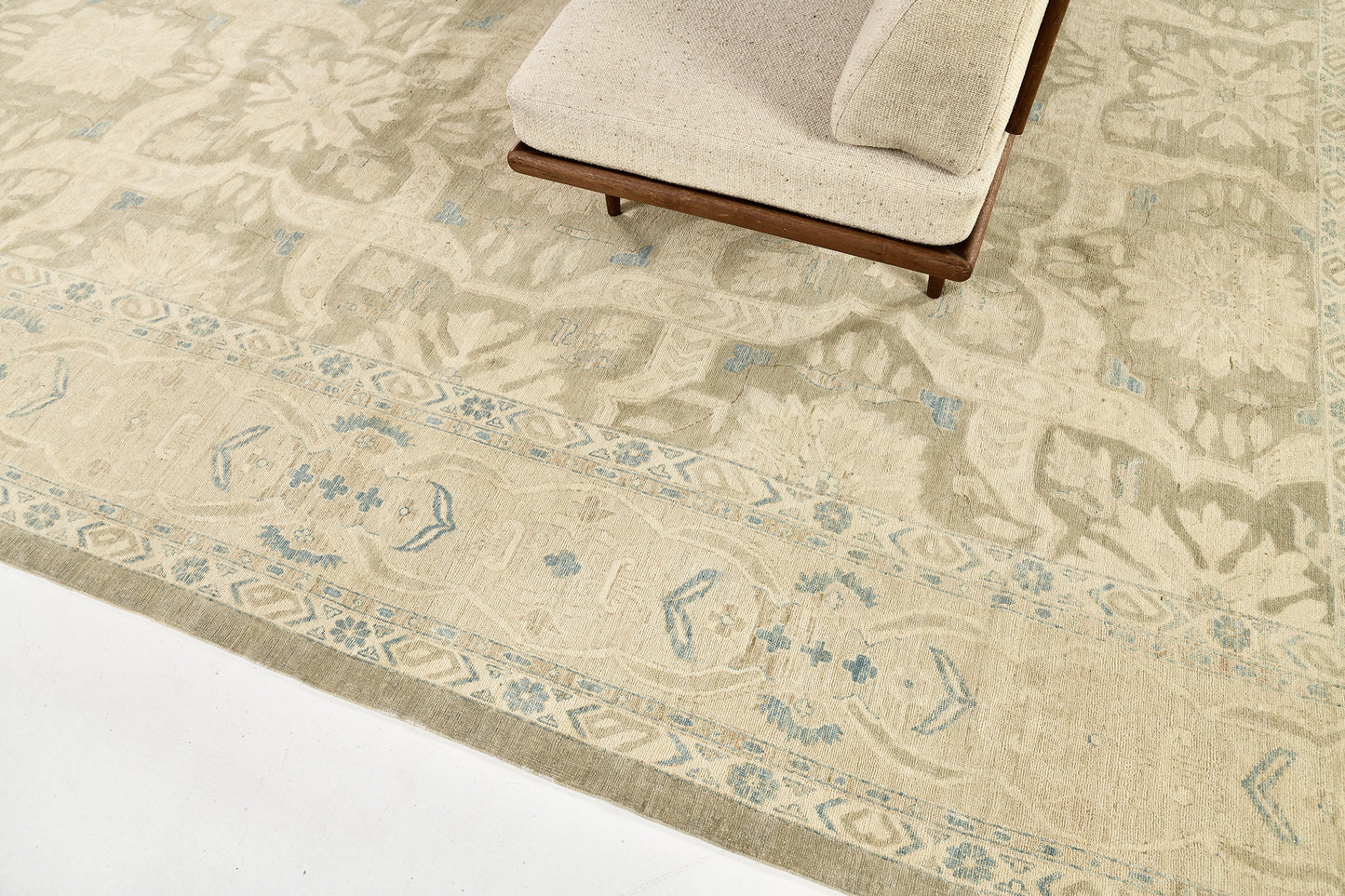 Vintage Style Arts and Crafts Design D5501