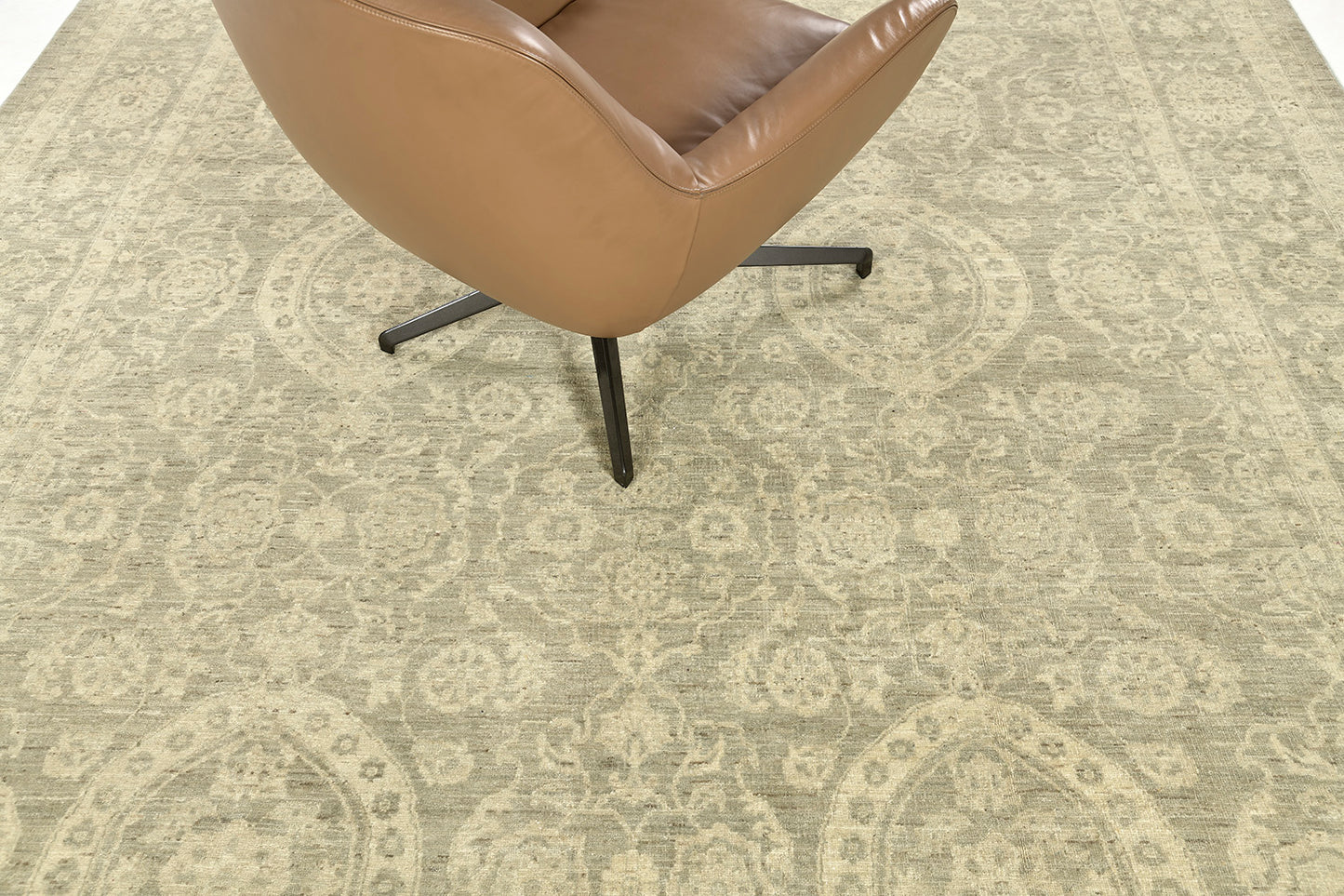 Vintage Style Sultanabad Revival Rug