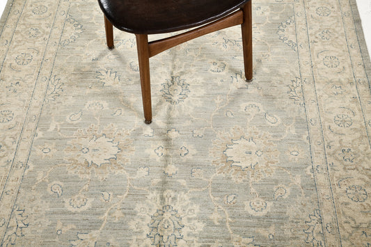 Vintage Style Rapture Collection Sultanabad Design Rug