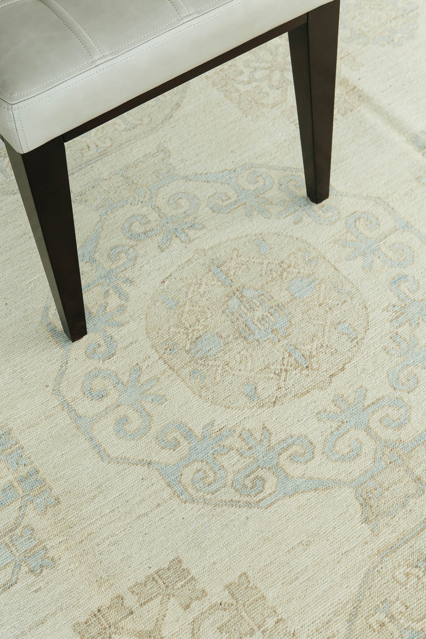 Vintage Style Safira Collection Khotan Design Rug