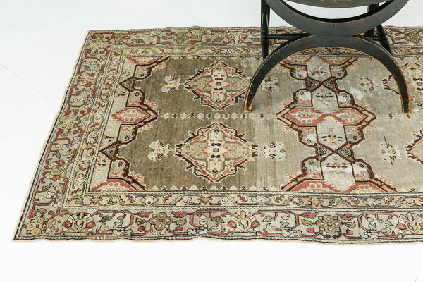 Vintage Turkish Anatolian Rug - hand-knotted in Turkey - close-up of weave texture and pile [#59]