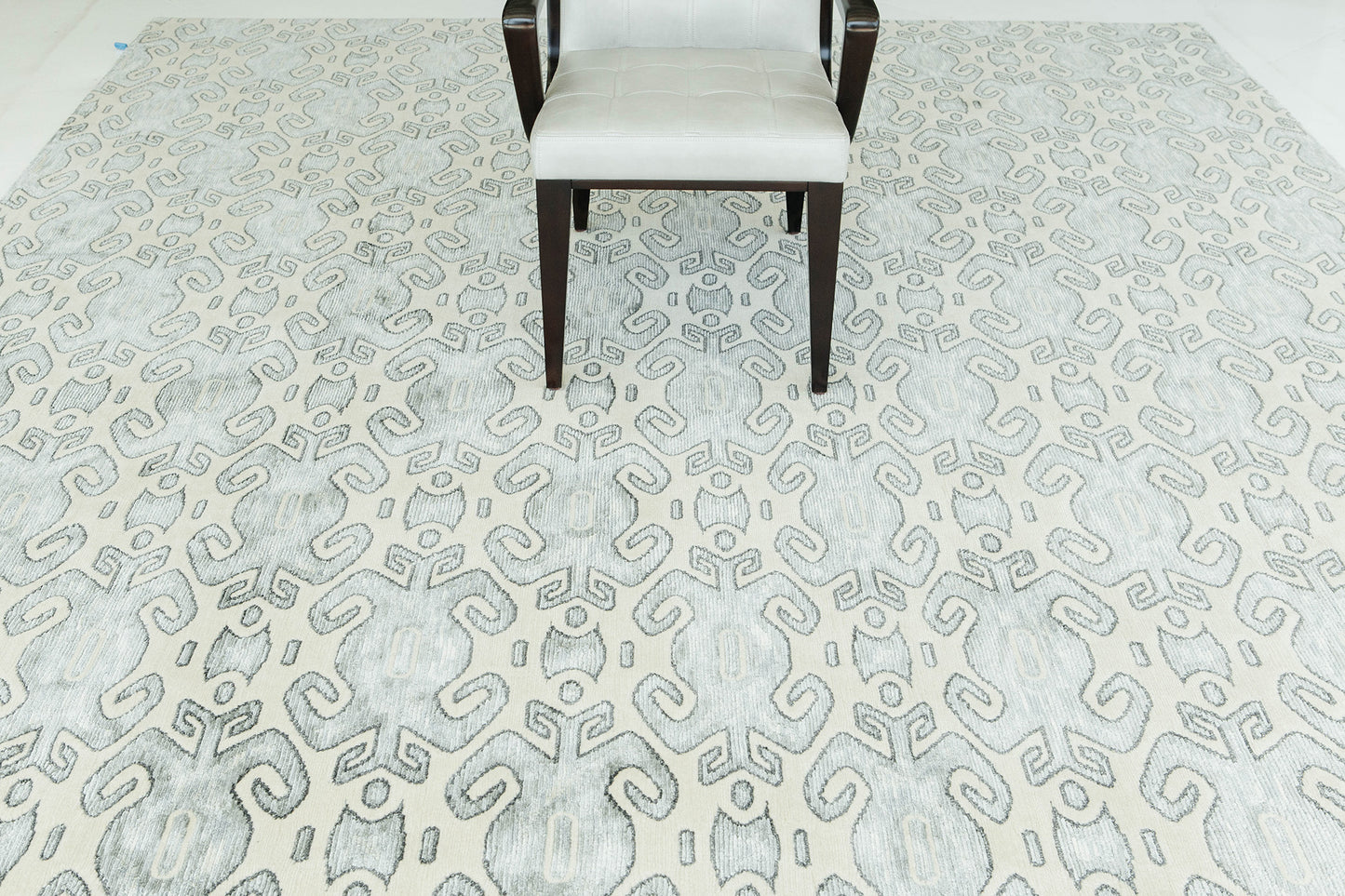 Transitional Design M Collection Montone