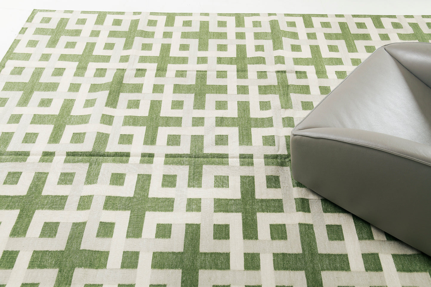 Contemporary Flat-Weave Rug Cielo Collection