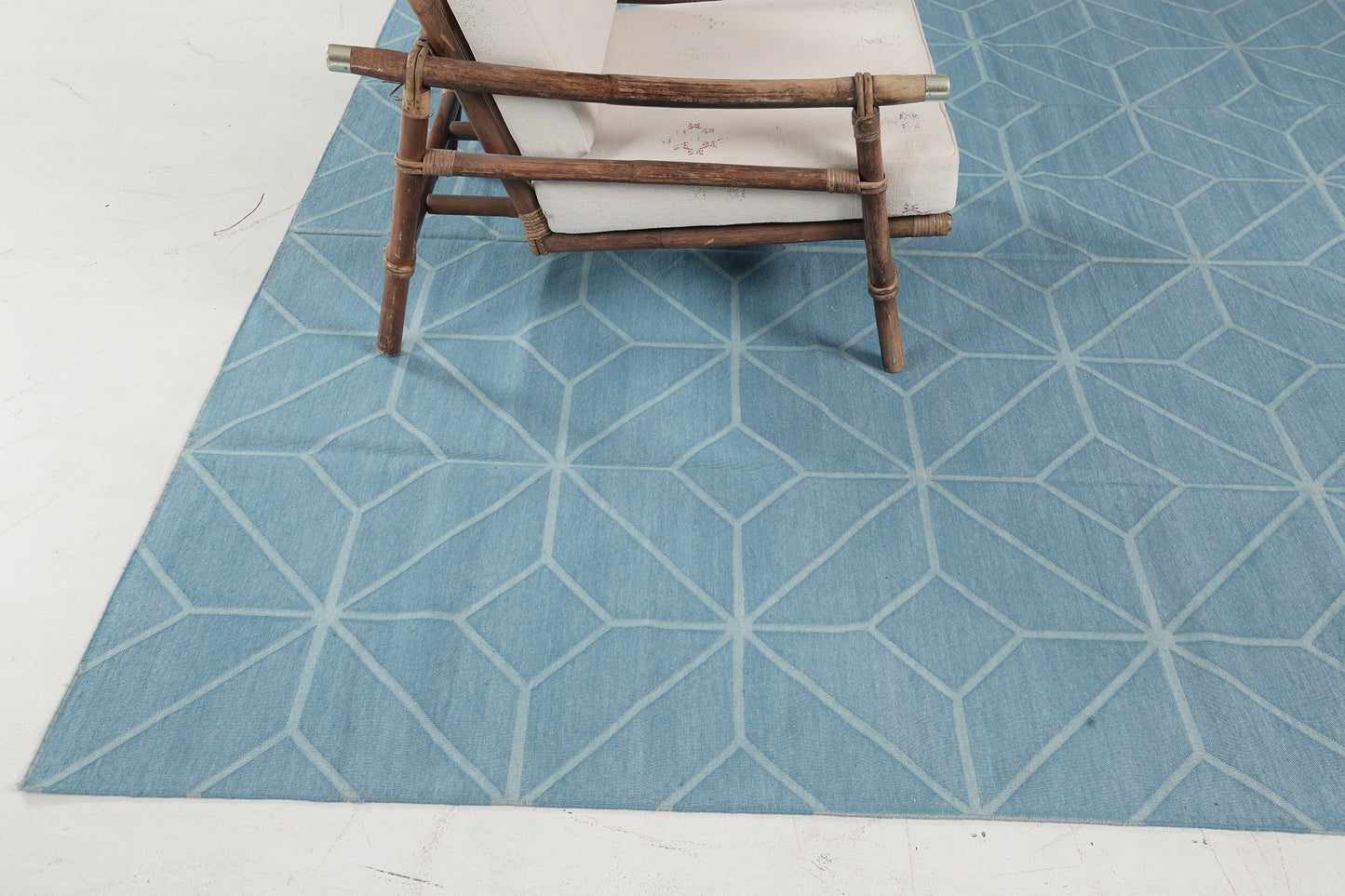Contemporary Flat-Weave Rug Cielo Collection