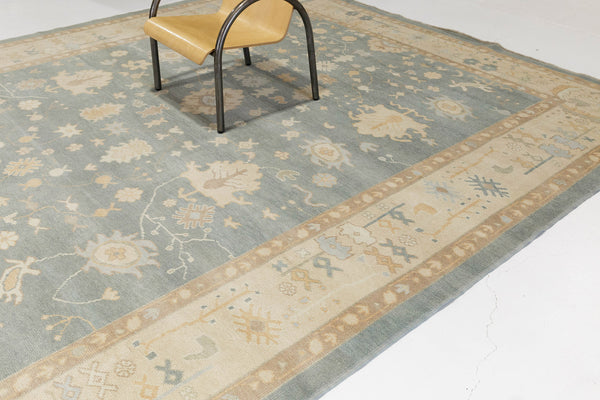 Turkish Oushak Revival Rug - hand-knotted in Turkey - detailed border and fringe [#24]