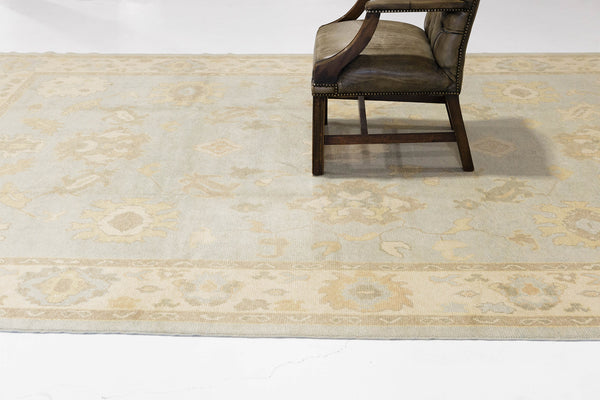 Turkish Oushak Revival Rug - hand-knotted in Turkey - detailed border and fringe [#23]