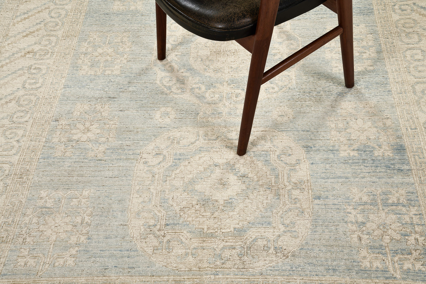 Vintage Style Safira Collection Khotan Design Rug