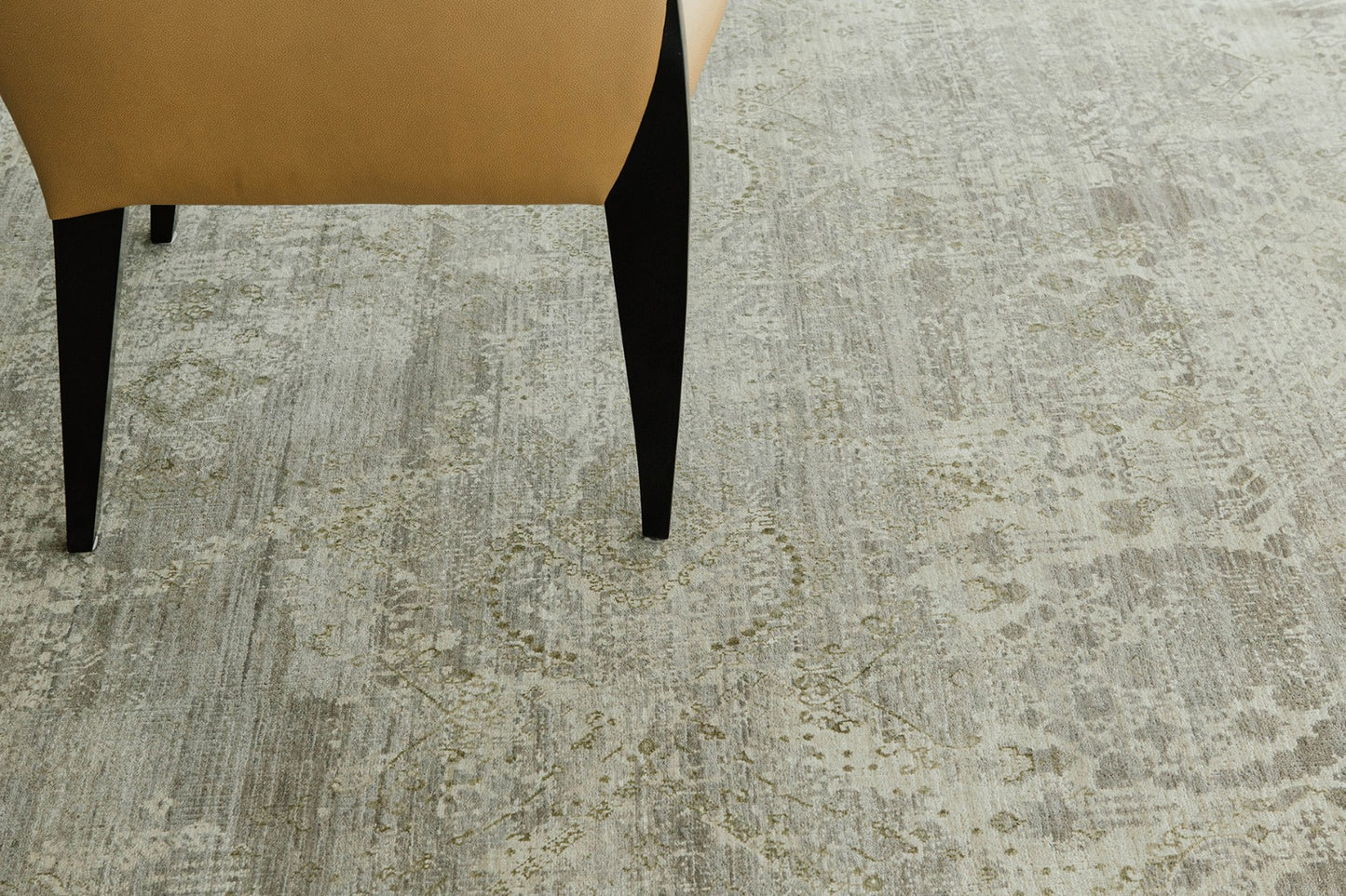 Transitional Design Rug Allure Fiore