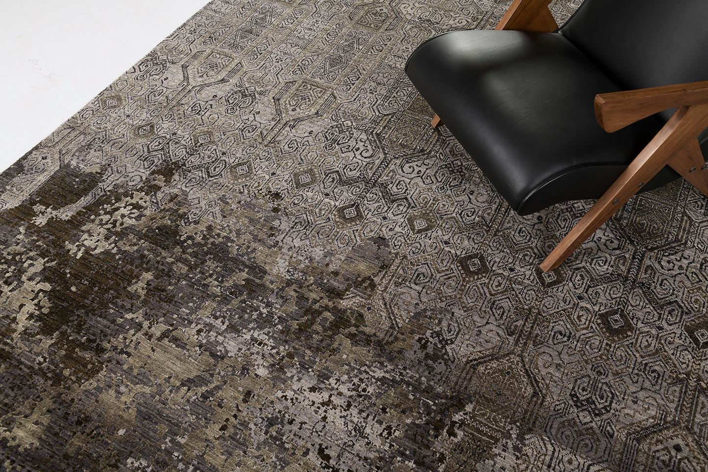 Transitional Design Allure Rug Sofia