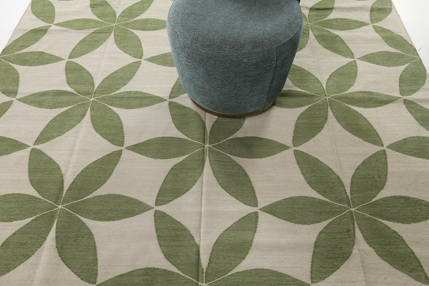 Contemporary Flat-Weave Rug Cielo Collection