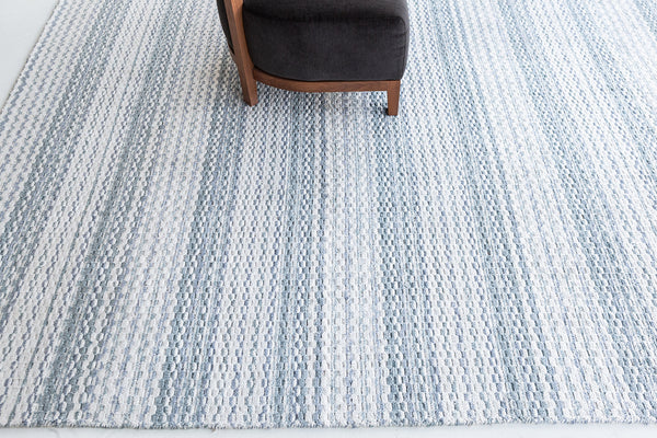 Modern Hand Loom Rug Luca Collection - close-up of weave texture and pile [#2]