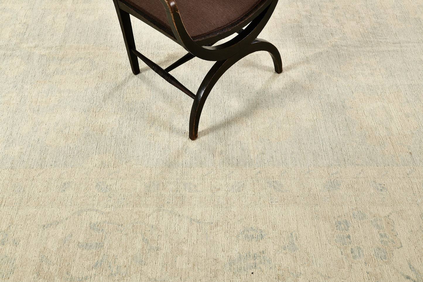 Vintage Style Safira Collection Sultanabad Design Rug