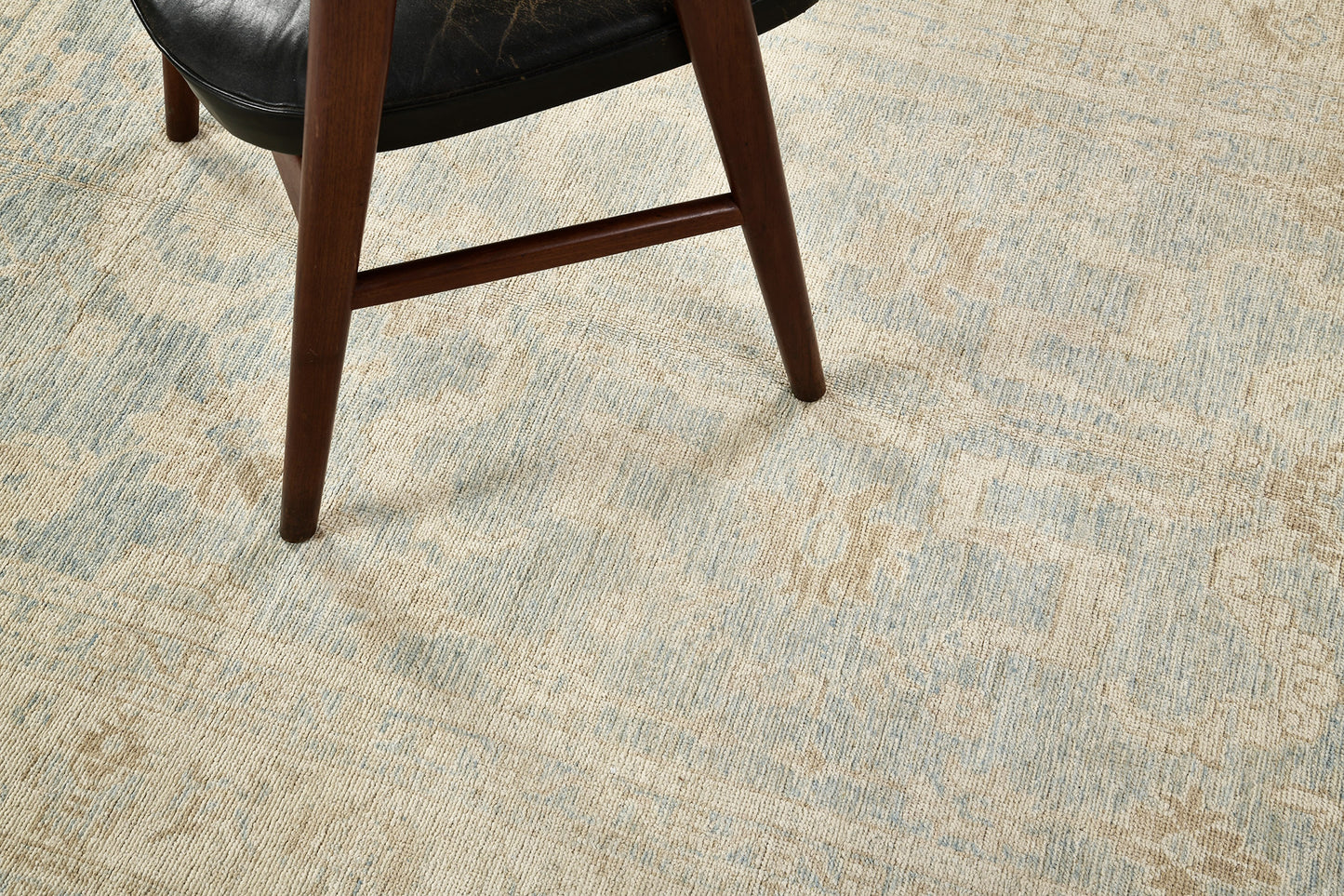 Vintage Style Safira Collection Sultanabad Design Rug