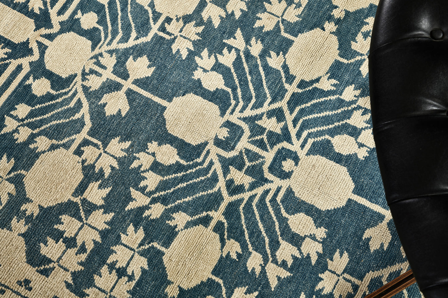 Vintage Style Safira Collection Khotan Rug