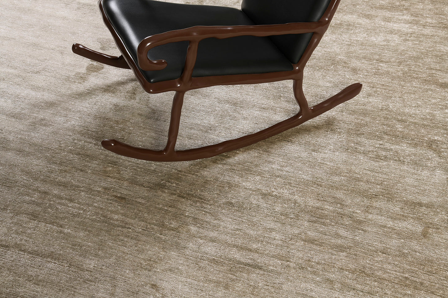 Modern Rug Image 10528 Solid Design Bamboo Silk Rug Dara