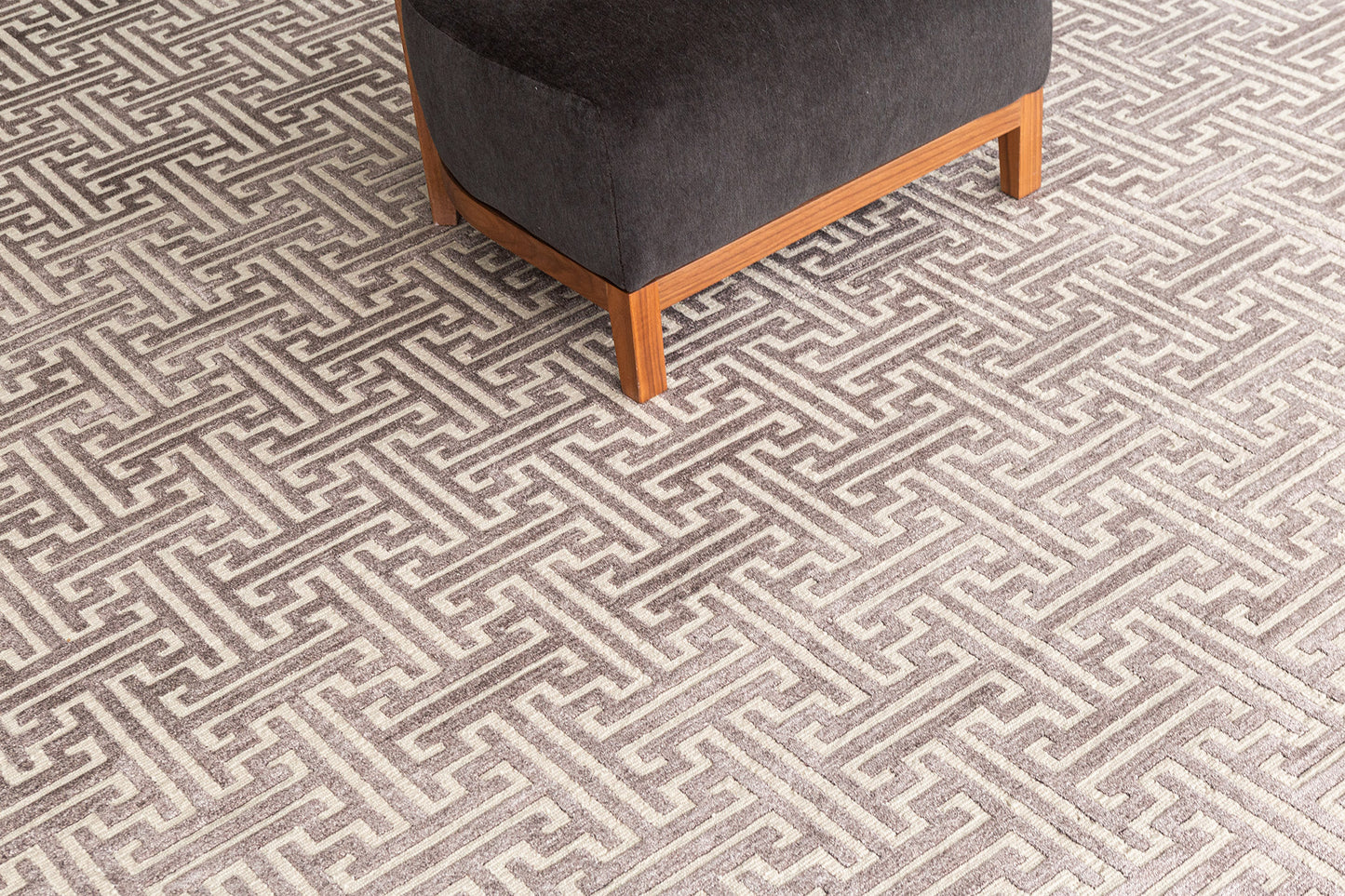 Modern Rug Image 7603 Modern Design Bamboo Silk Rug Greeky