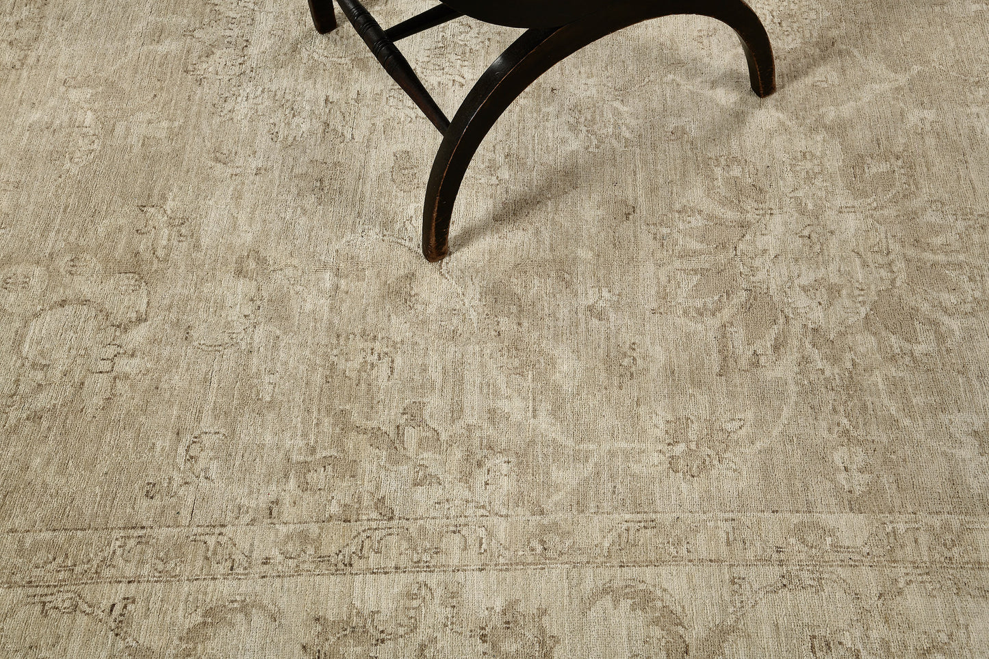 Vintage Style Rapture Collection Sultanabad Design Rug