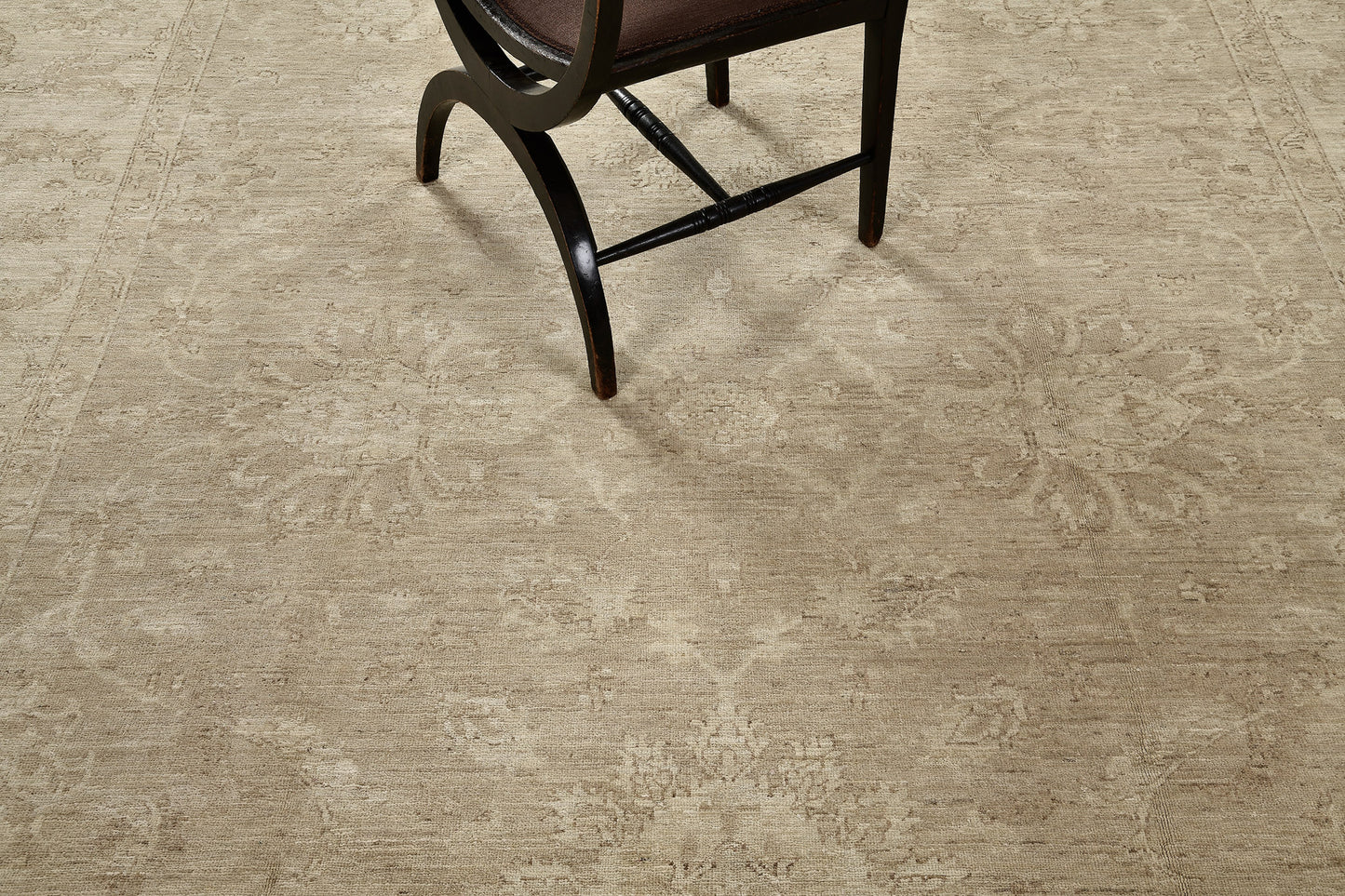 Vintage Style Rapture Collection Sultanabad Design Rug