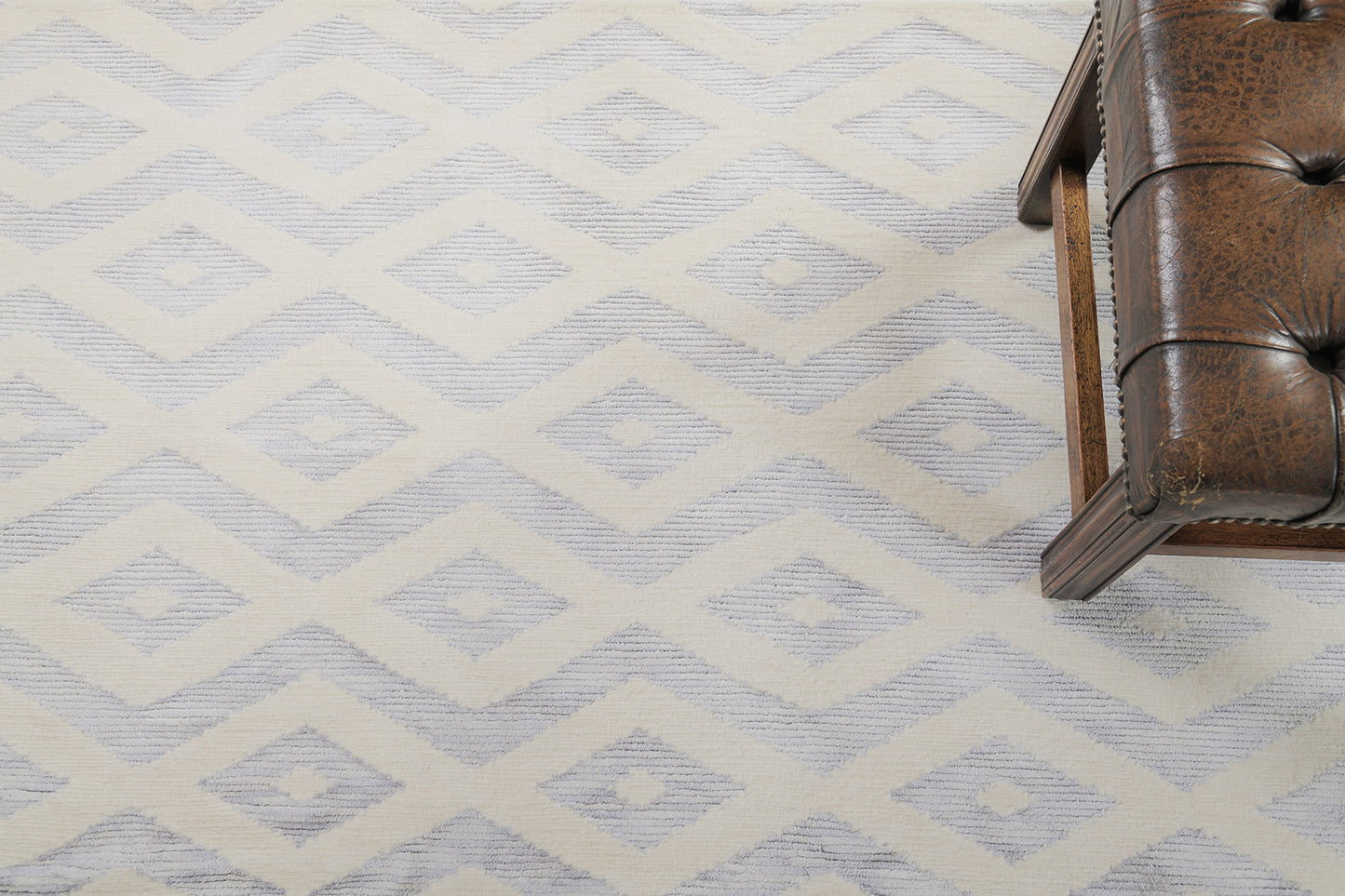 Transitional Design Rug M Collection Quadri