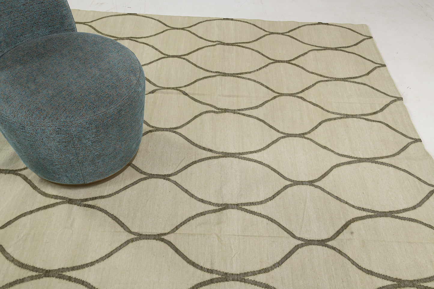Contemporary Flat-Weave Rug Cielo Collection Valla Grasshopper