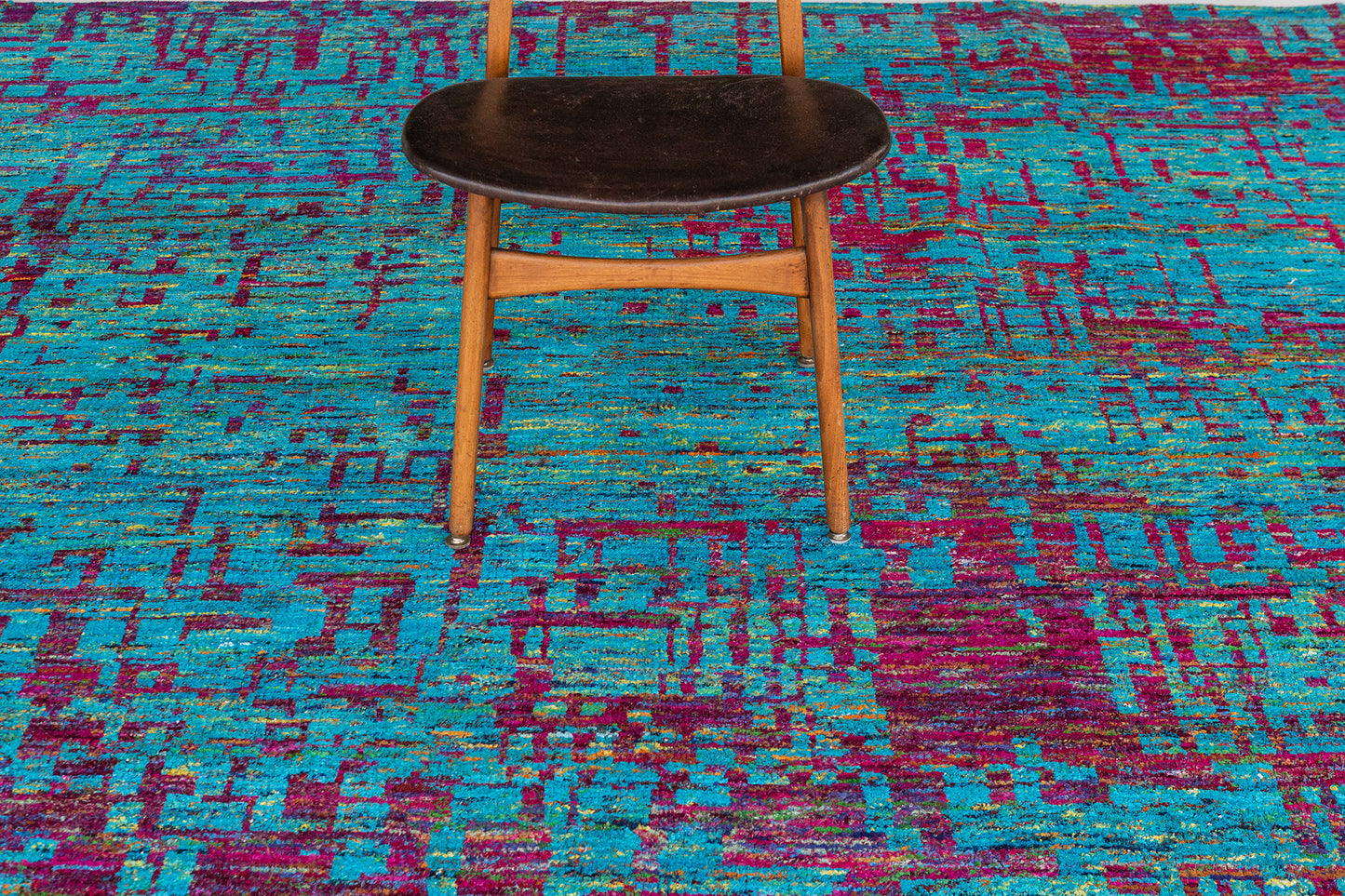 Modern Rug Image 7866 Modern Design Sari Silk Rug Echo