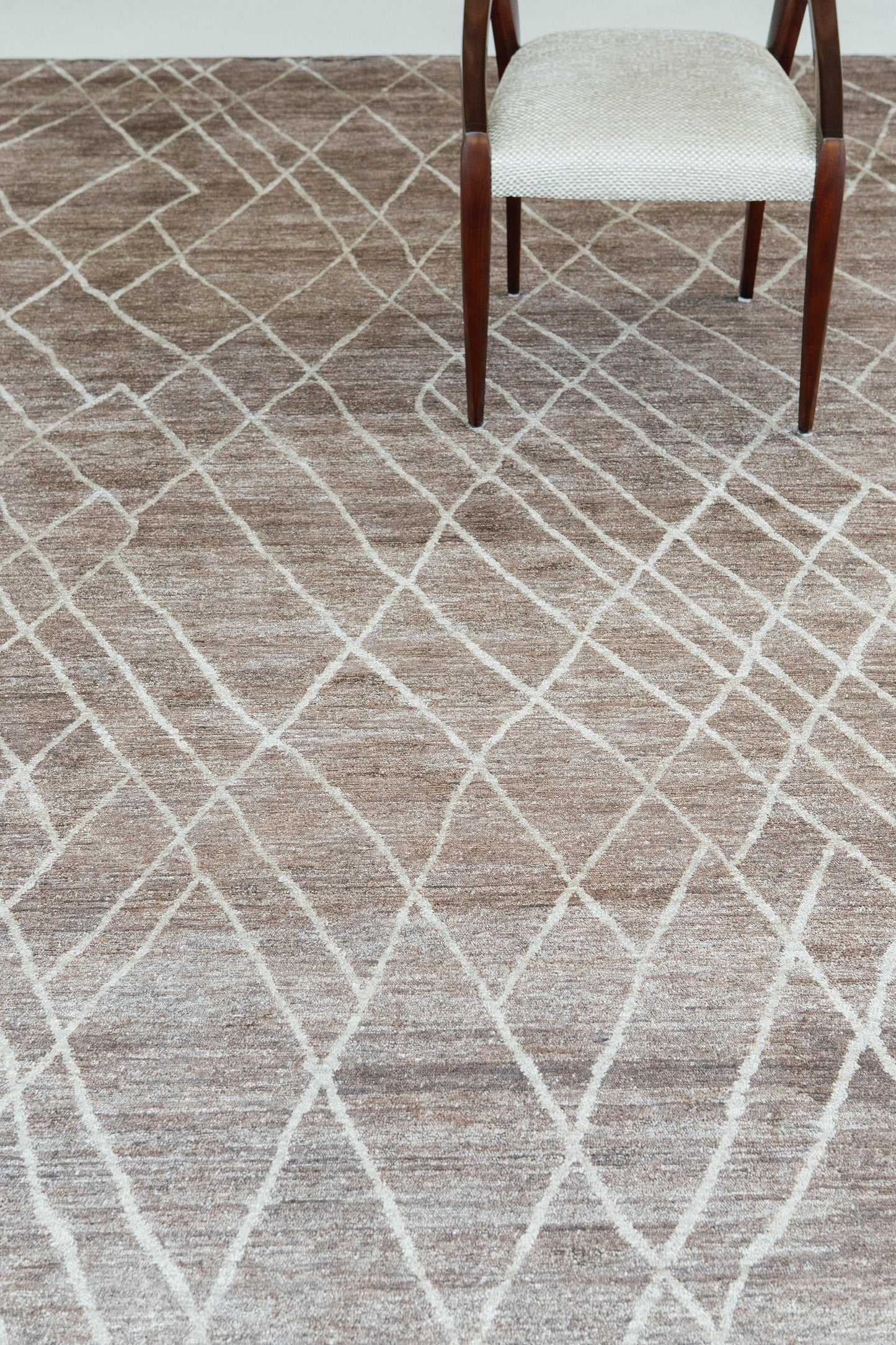 Modern Rug Image 13952 Windward, Elan Collection