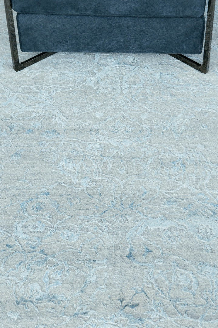 Transitional Design Allure Embossed Wool & Silk Rug Beaufort