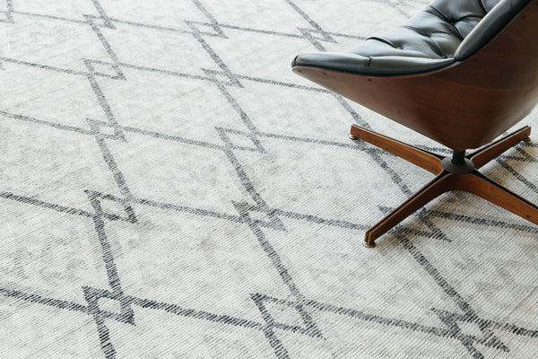 Modern Rug Image 7863 Modern Design Wool & Bamboo Silk Ribbed Rug Vita Amaratna