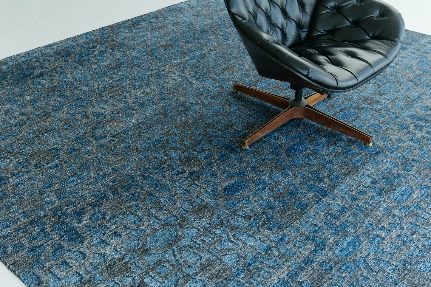 Modern Rug Image 7645 Modern Design Bamboo Silk Rug Keola