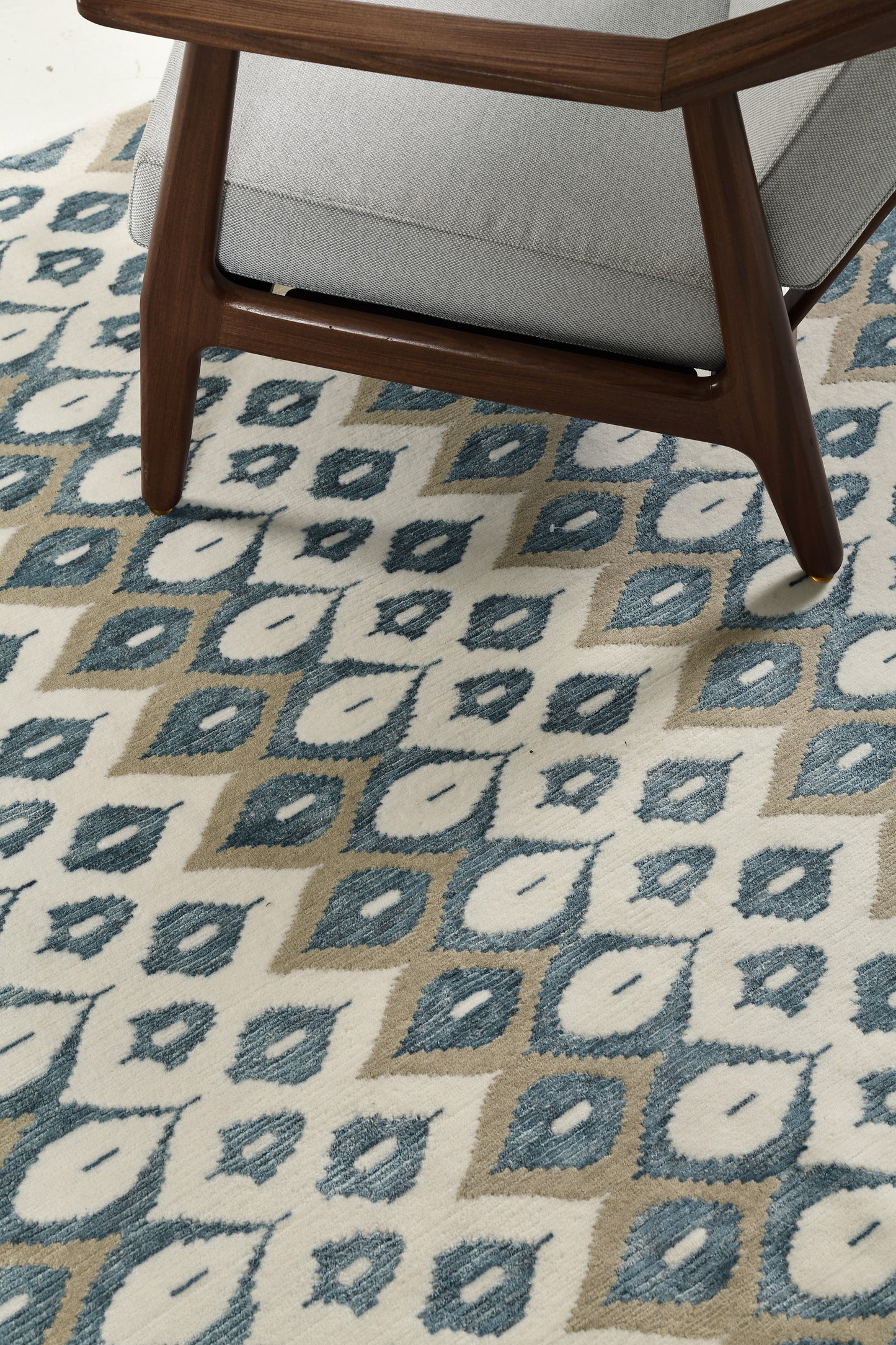 Transitional Design Rug M Collection Candela