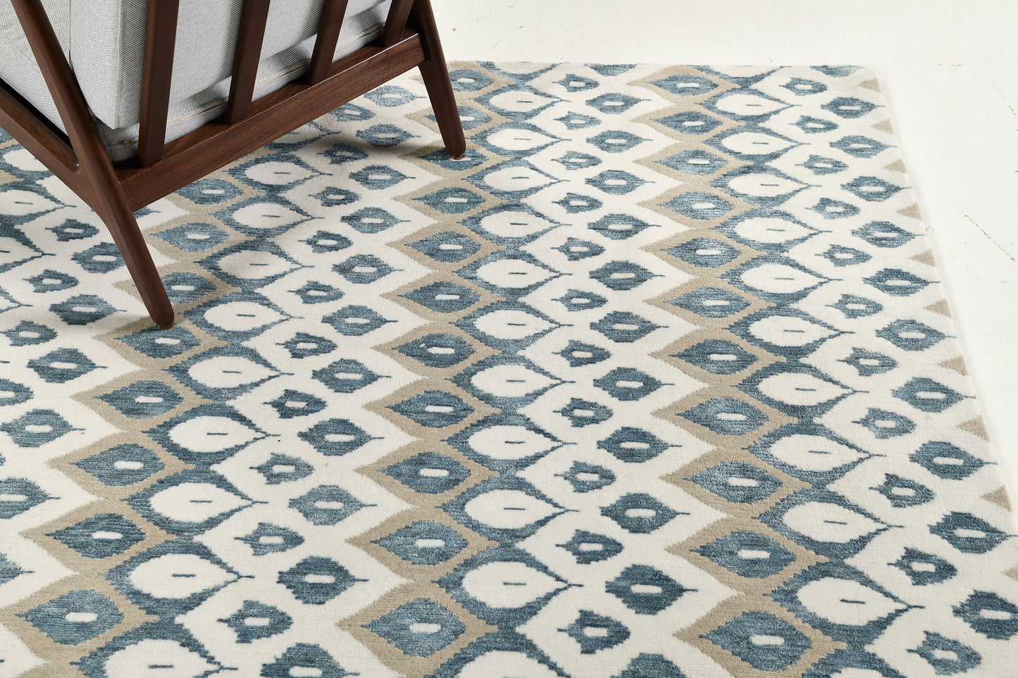 Transitional Design Rug M Collection Candela