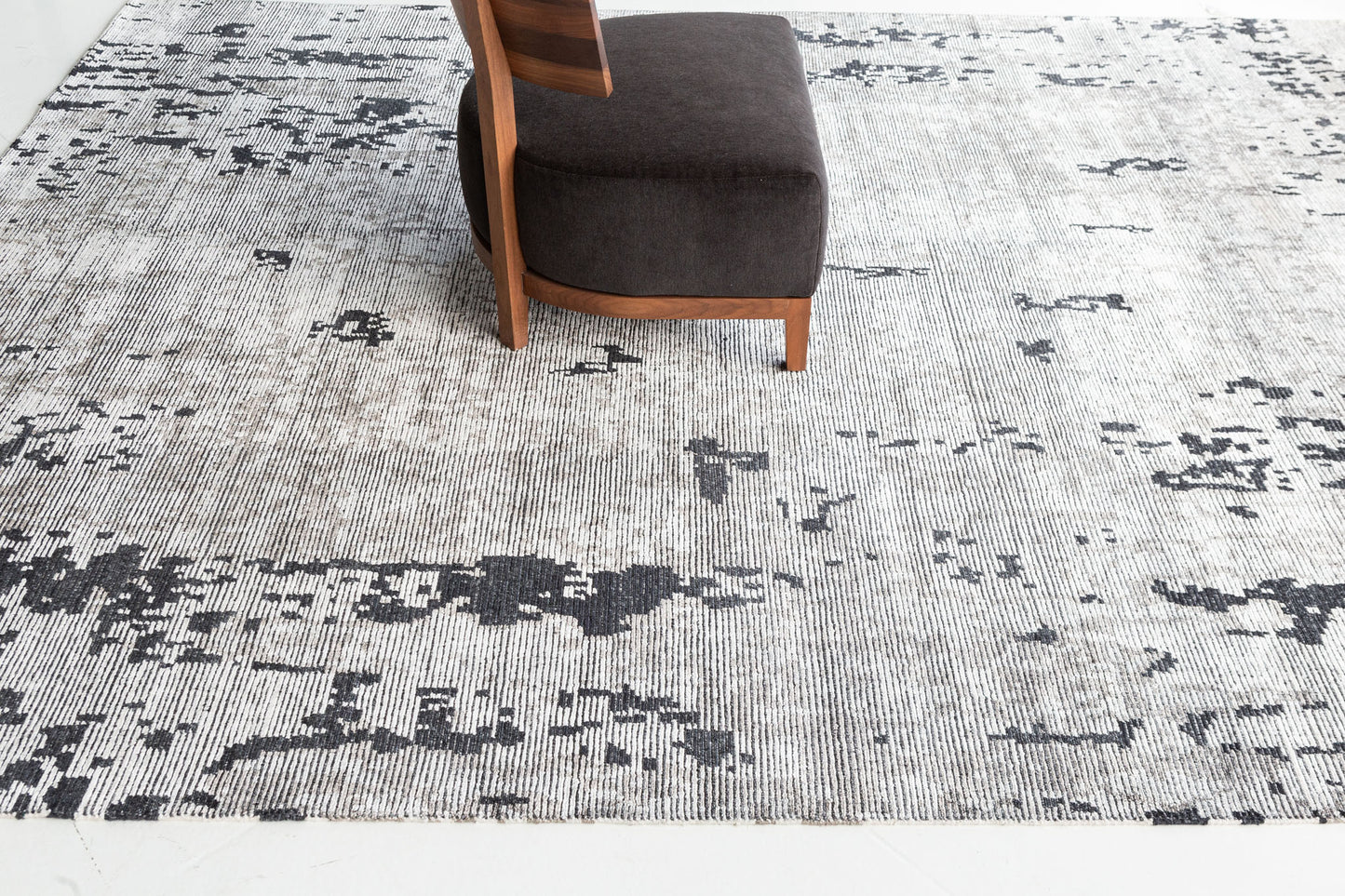 Modern Rug Image 7248 Modern Design Bamboo Silk Ribbed Rug Vita 9657