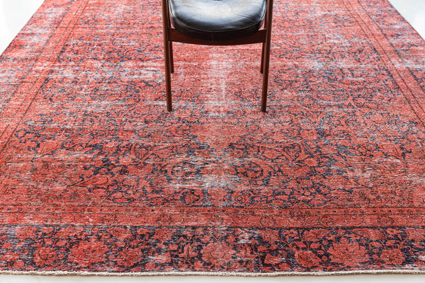 Overdyed Vintage Style Rug - detailed border and fringe [#7]