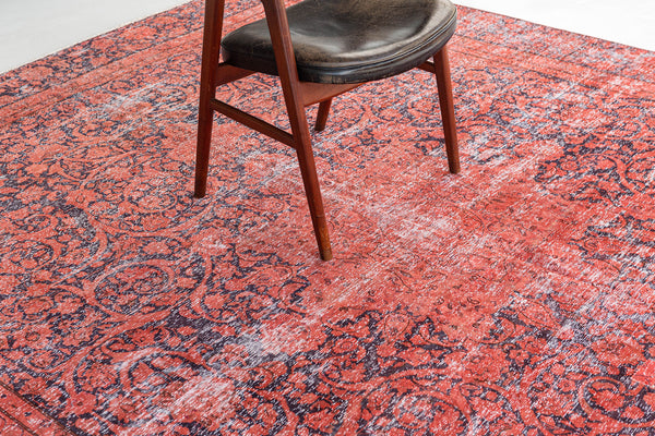 Overdyed Vintage Style Rug - close-up of weave texture and pile [#7]