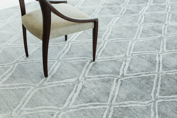 Modern Rug Image 7754 Modern Design Bamboo Silk Rug Palisade Embossed