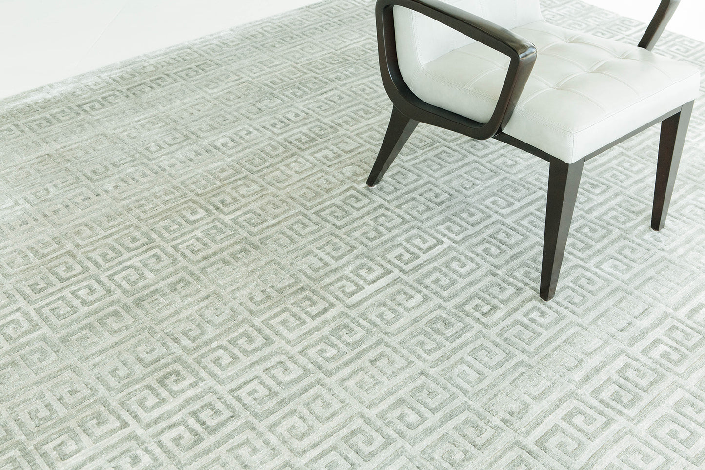 Modern Rug Image 7532 Modern Design Bamboo Silk Rug Cella