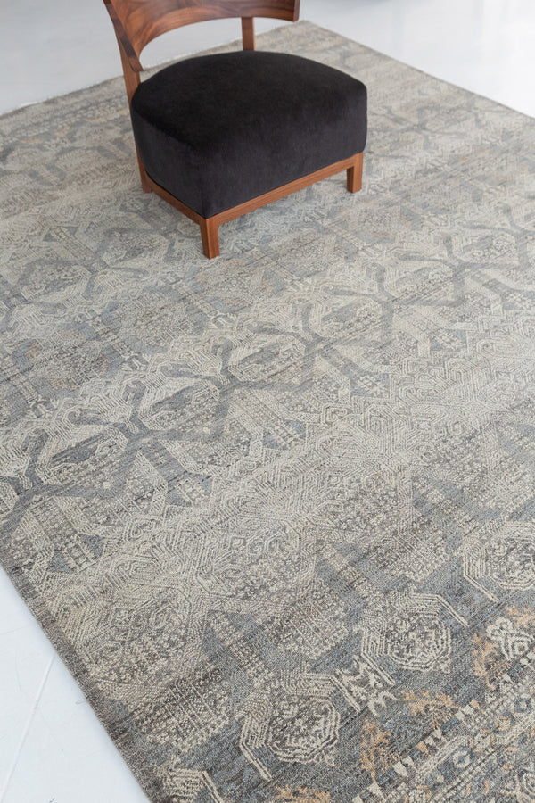 Transitional Design Rug Allure Dixson - styled in room setting [#8]