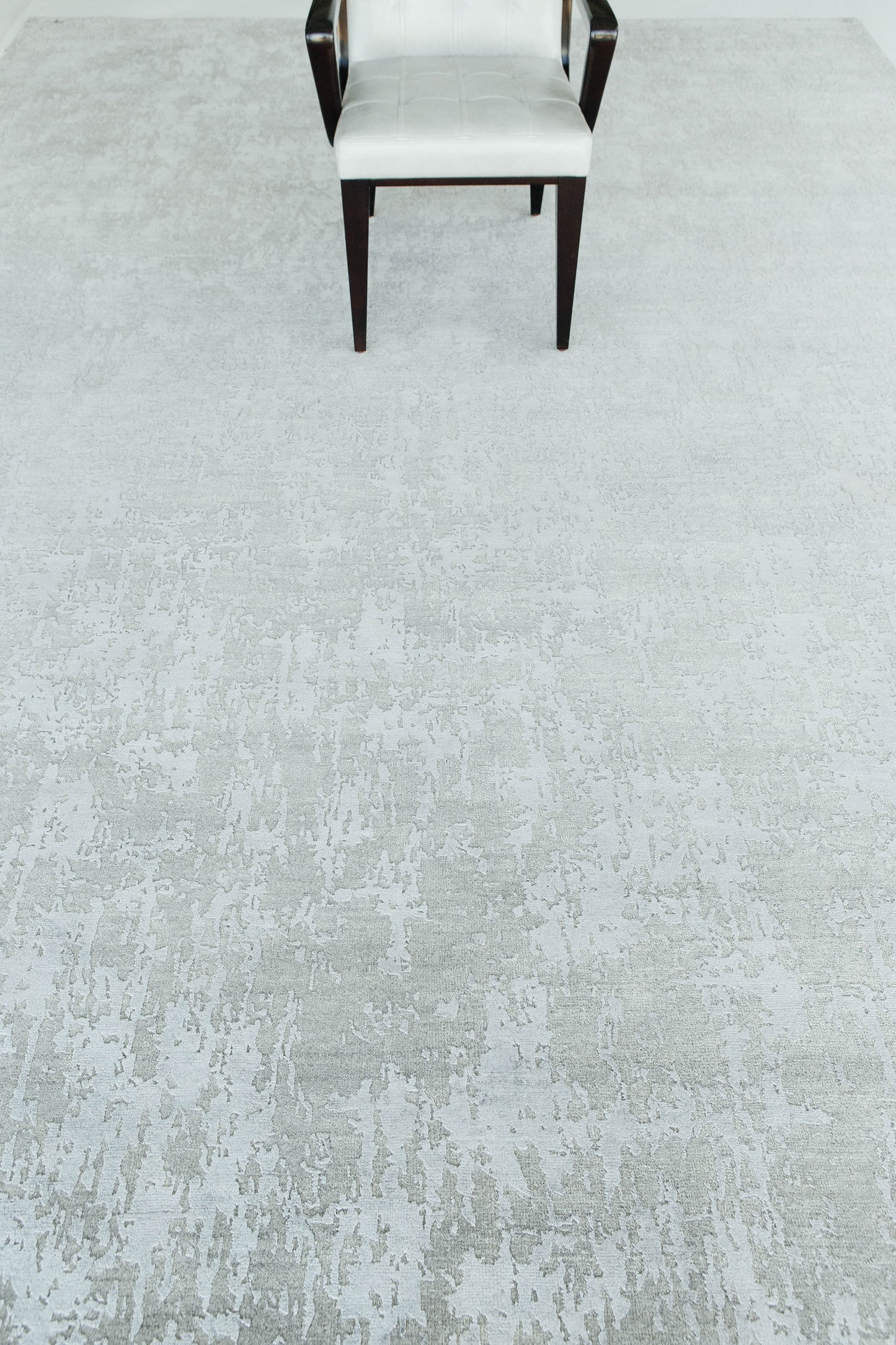 Modern Design Mezzo Collection Wool & Silk Embossed Rug ESK408