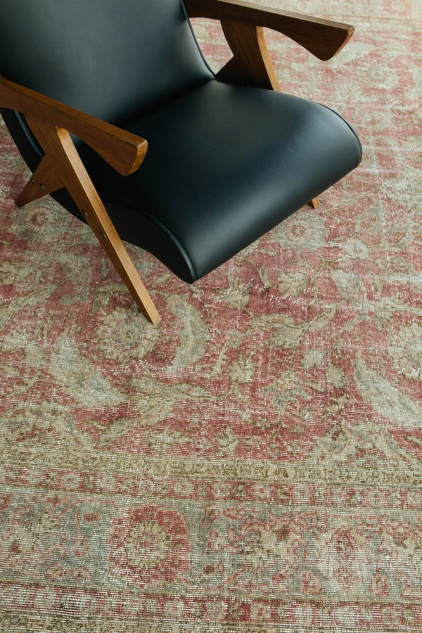 Antique Turkish Anatolian Rug - hand-knotted in Turkey - close-up of weave texture and pile [#2]