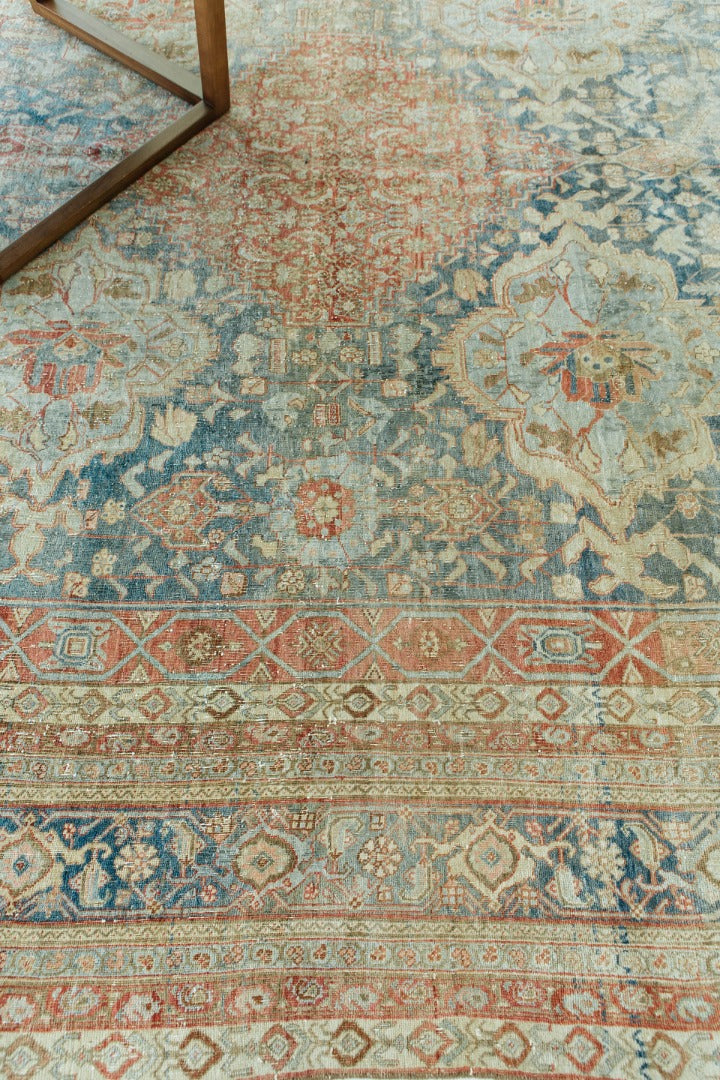 Antique Persian Bidjar Rug 26457