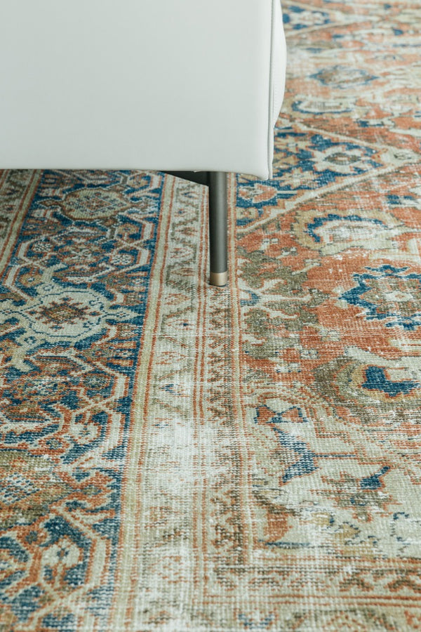 Persian Rug 1076 Antique Persian Mahal Distressed Rug 26769