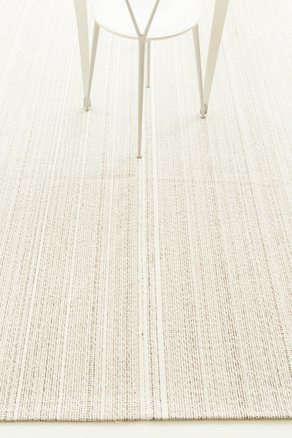 Vintage Anatolian Turkish Flat Weave Kilim - flat-weave kilim, hand-knotted in Turkey - detailed border and fringe [#35]