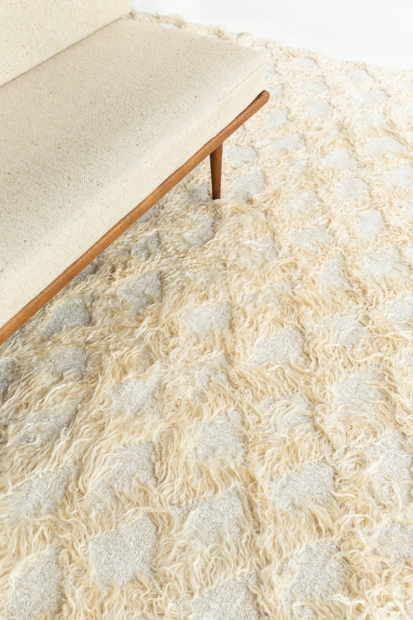 Vintage Turkish Tulu Rug - shaggy pile Tulu, hand-knotted in Turkey - overhead flat lay view [#2]