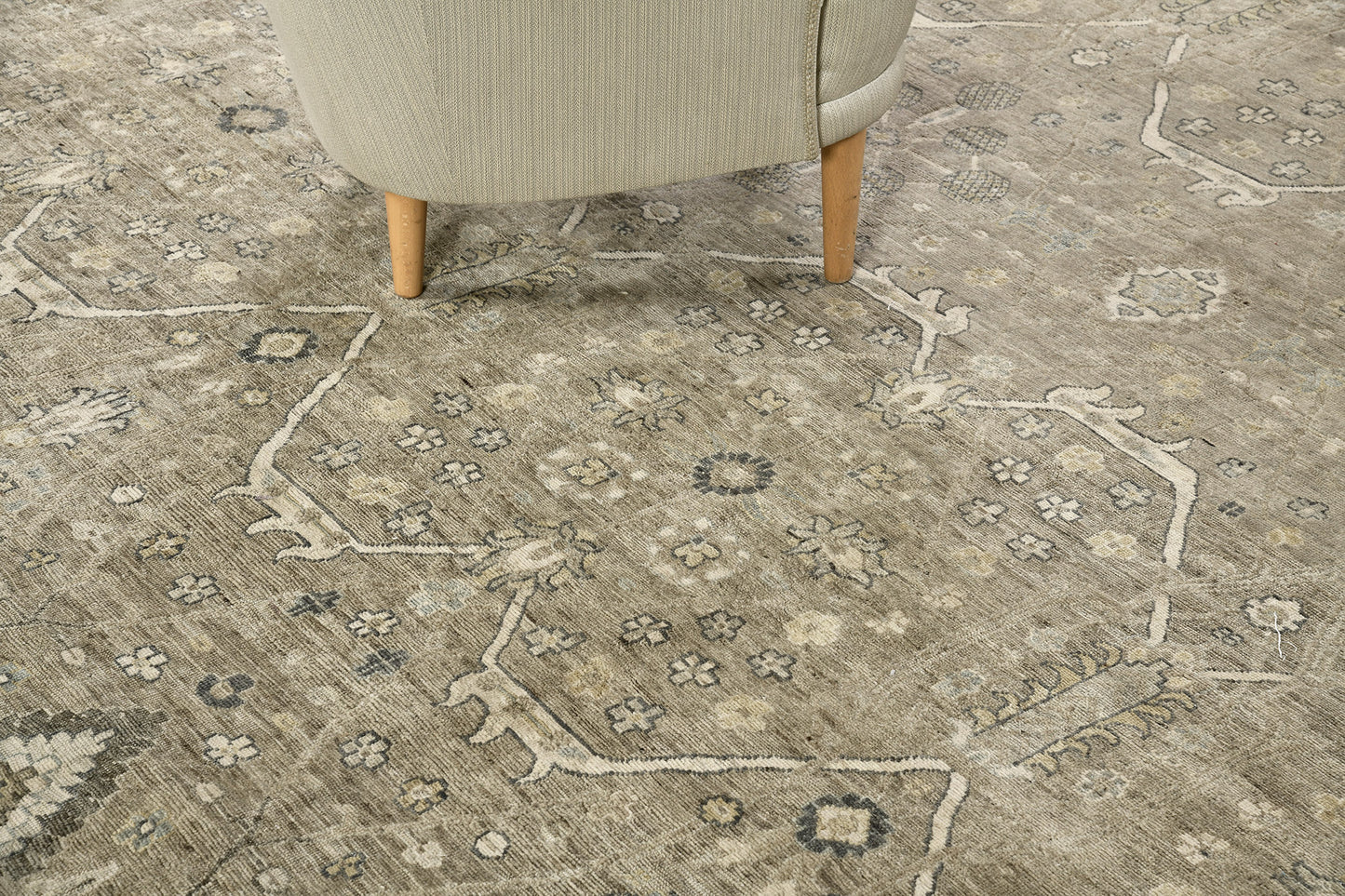 Transitional Design Vintage Revival Rug EF5