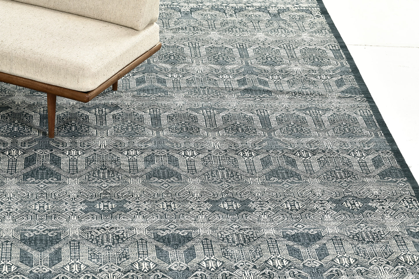 Transitional Design Rug Allure Dixson