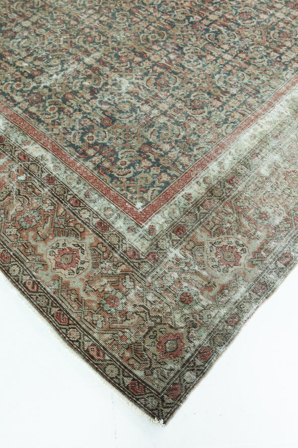 Persian Rug 2469 Antique Persian Ziegler Mahal Distressed Rug 27042