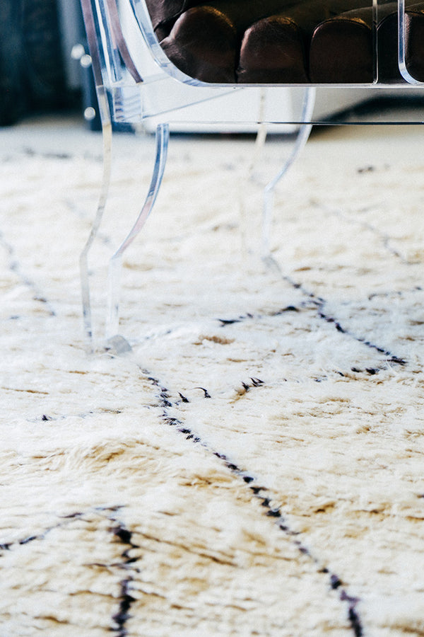 Modern Rug Image 14143 Zephyros, Atlas Collection
