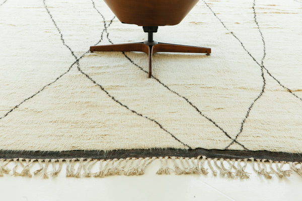 Modern Rug Image 1941 Bise, Atlas Collection